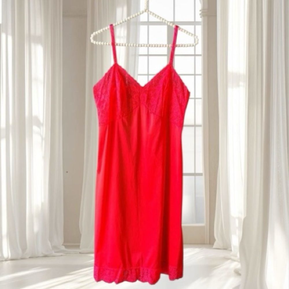 VTG Vanity Fair Red Lace Full Slip Size 36